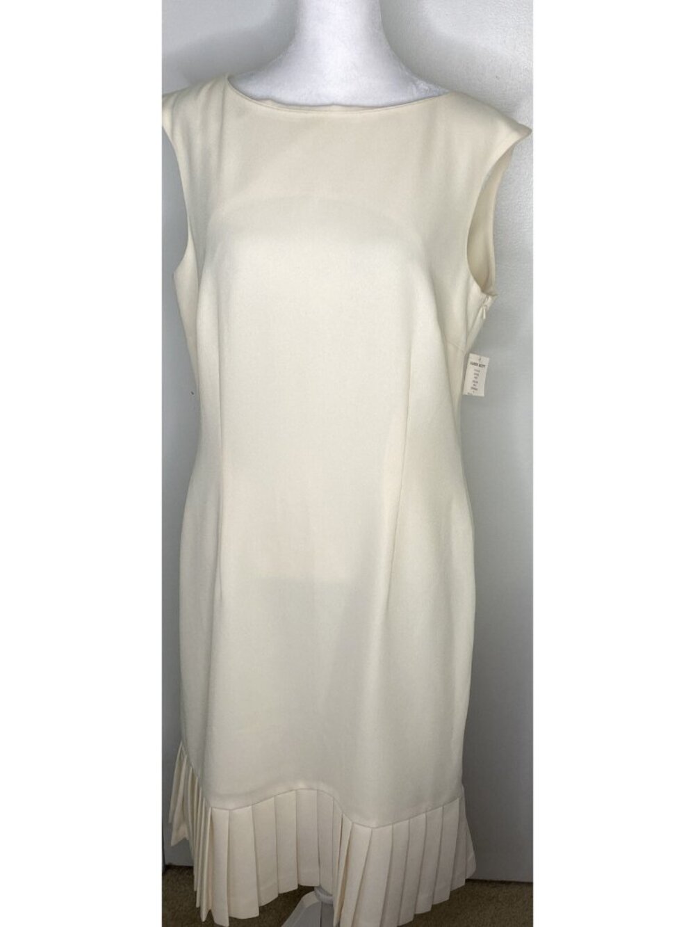 Karen Scott 10 Sleeveless Cream Knee Length NWT New Dress Bride Wedding Event